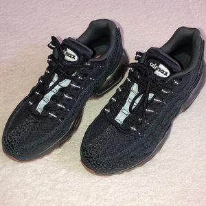 🖤NEVER BEFORE WORN AIR MAX 95S🖤